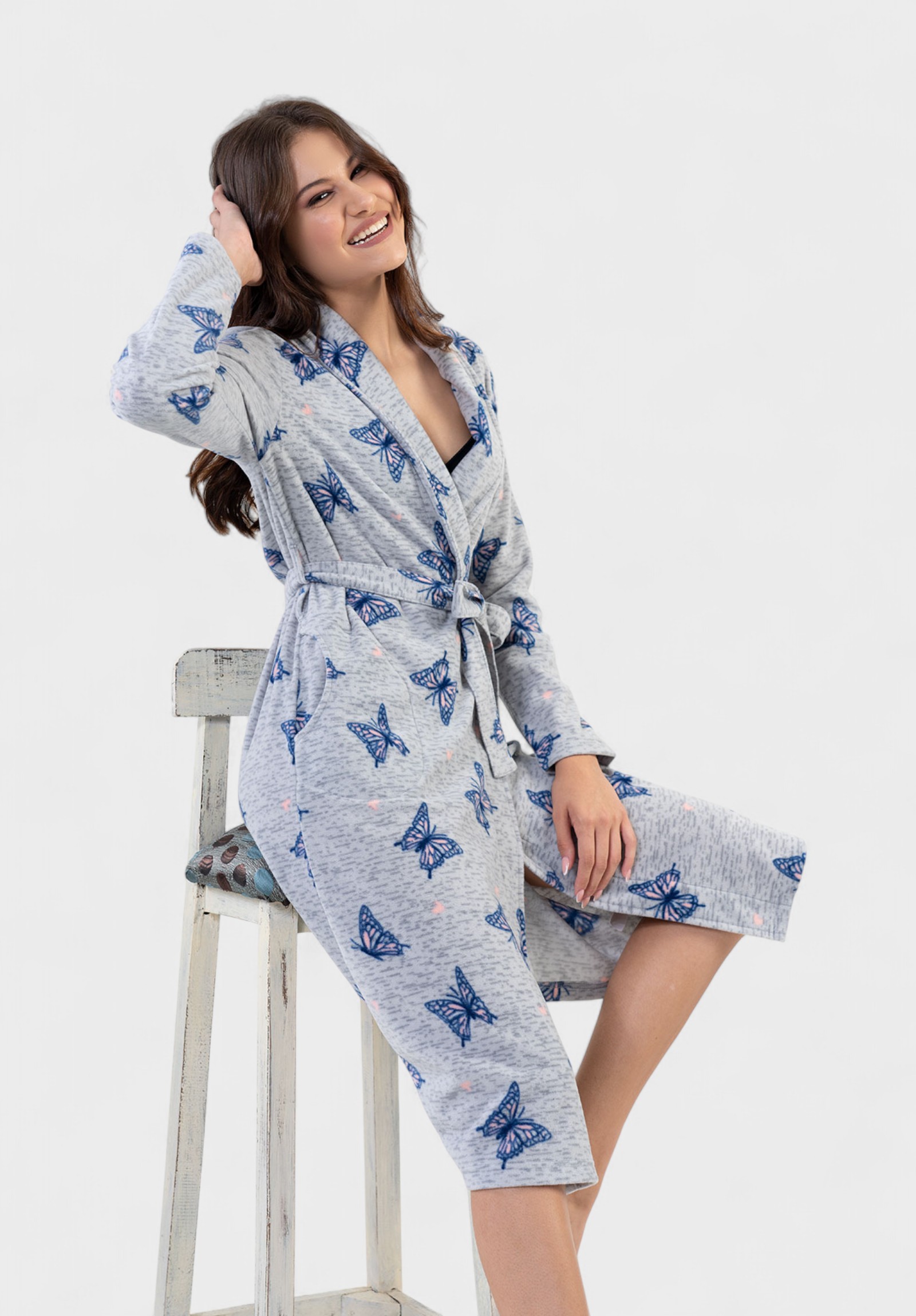 Γυναικεία Ρόμπα Vienetta με Πεταλούδες Γκρί VNT0196-Γκρι φωτογραφία