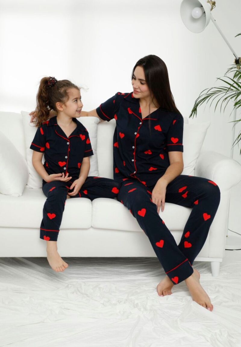 Πιτζάμα παιδική-εφηβική με κουμπιά First Love