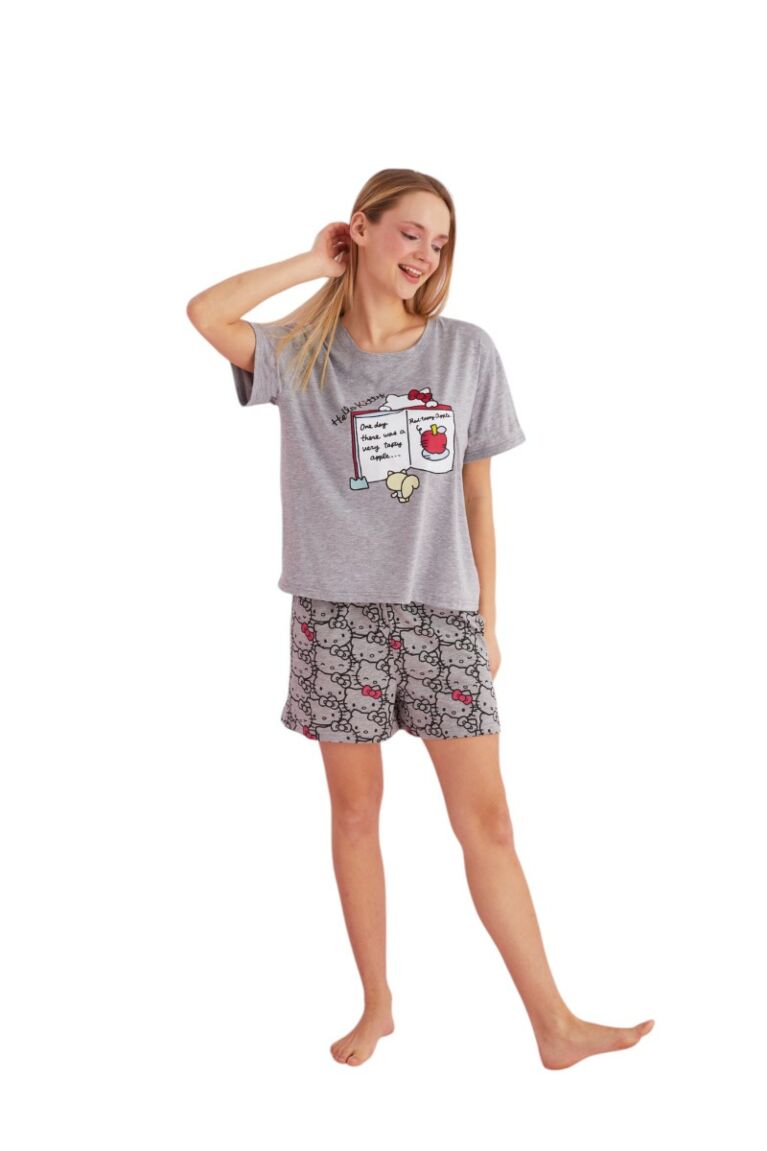 Πιτζάμα γυναικεία Hello Kitty με σορτσάκι Books Sexen