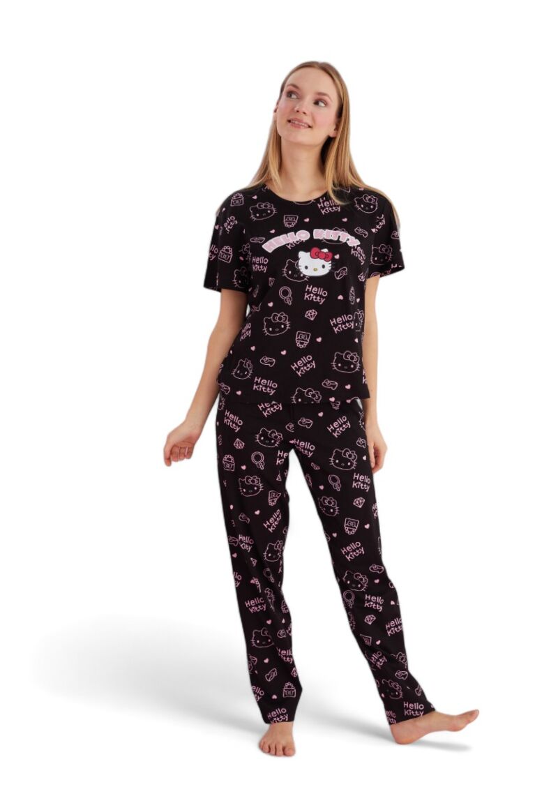 Πιτζάμα γυναικεία με μακρύ παντελόνι Hello Kitty Sweet Dreams