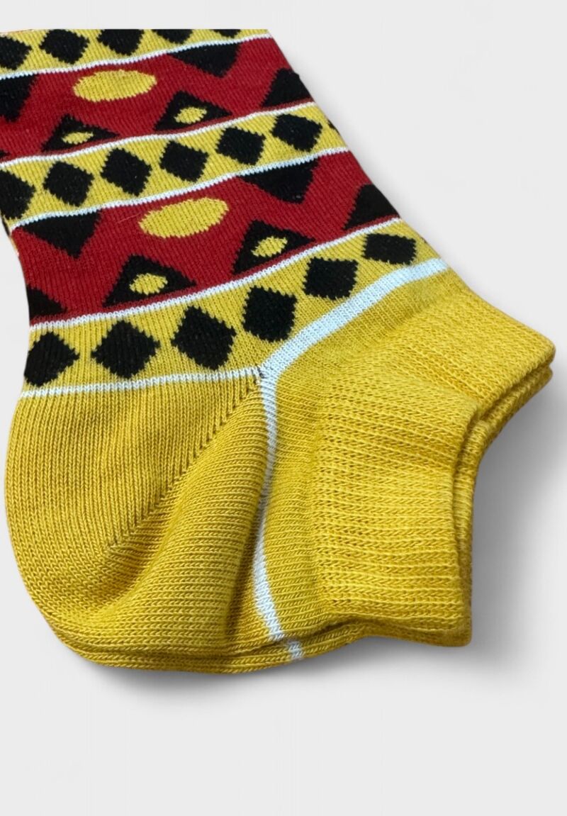 Ανδρικές Κοντές Κάλτσες Pournara Κίτρινο-Κόκκινο Γεωμετρικό Σχέδιο