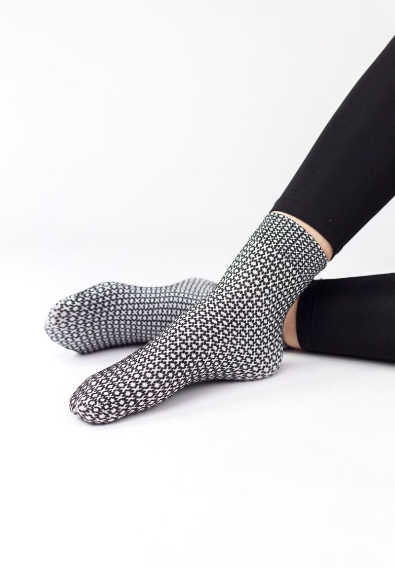 Σοσόνια γυναικεία ημίκοντα Fashion Black