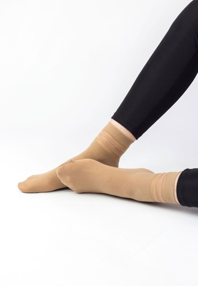 Σοσόνια γυναικεία ημίκοντα Transparent Linea D'oro 