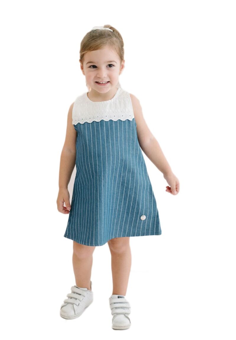 Φορεματάκι παιδικό τζιν με δαντελίτσα