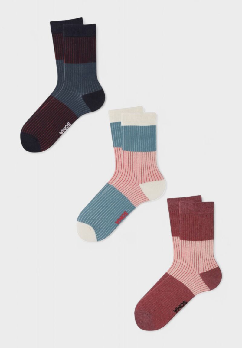 Γυναικείες fashion κάλτσες Sorina SOMA – σετ 3 πολύχρωμων ζευγαριών