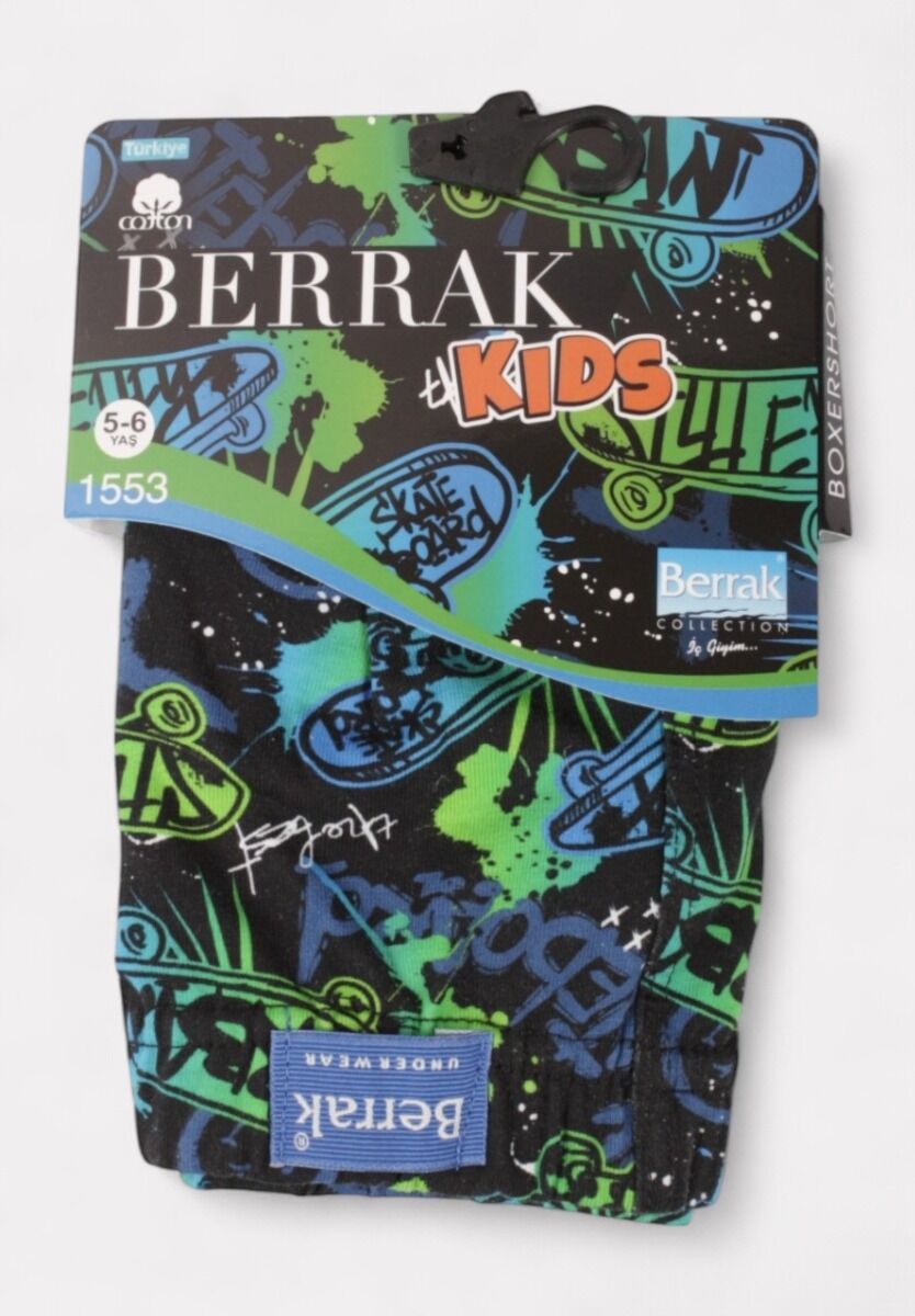 Παιδικό μποξεράκι Berrak Skateboard σε συσκευασία με πολύχρωμα skateboard σχέδια.

Εικόνα
