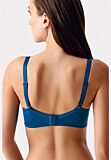 Πίσω όψη του New Bra – ρυθμιζόμενες τιράντες και διπλό κούμπωμα

